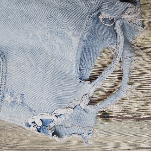 Free People Denim Jean Shorts SZ 28 Distressed - Picture 2 of 4